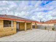 Spacious Family Home On Site