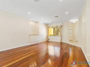 Spacious Family Home Opposite Donnelly Park