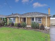 Spacious Family Home with Large Garage & Ample Parking