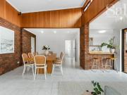 Spacious Family Home with Plenty of Parking in Quiet Cul...