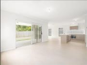 Spacious Family Home with solar panels in Calamvale –...