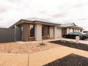 Spacious Family Living in a Prime Angle Vale Location