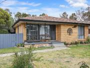 Spacious Family Living in a Prime North Albury Location