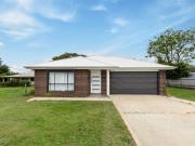 2,748m² Block! DA Approved for Second Dwelling