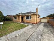 Spacious Family Living with Flexible Floorplan &...