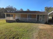 Spacious Family Living with Room for Horses