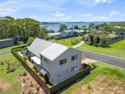 Spacious Family Retreat on Russell Island OPEN TENDER...