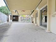 Spacious Family Retreat with Pool & Entertaining in...
