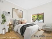 Spacious four bedroom house in perfect position