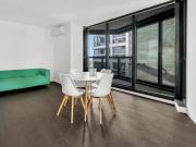 Spacious Fully Furnished 2 Bedroom Apartment in a Great...