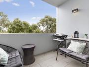 Spacious, Furnished & Chapel St on your doorstep!