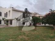 Spacious green spanish villa 2000 sq yards for garden...