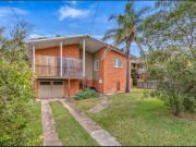 Spacious High Set Home with Room for the Whole Family