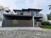 Spacious House and Lot for Sale in BF homes Paranaque 3...