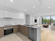 Spacious Inner City Living with a Parkside Outlook