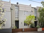 Spacious Inner City Residence with Double Garage