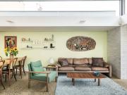 Spacious Inner City Terrace – Available for 17 Week...