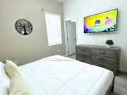 Spacious King Room in Resort Home near Disney_Ful Spacious King Room in Resort Home near Disney_Ful