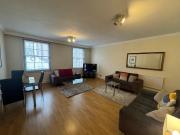 Spacious Large One Bedroom Flat in Mayfair W1