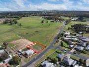 Spacious Lifestyle Block with Endless Lifestyle...