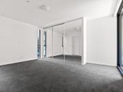 Spacious, Light Filled Apartment with City Views in...