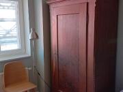 Spacious, light filled quiet well appointed balcony flat...