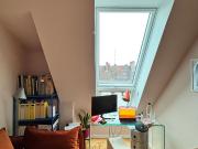 Spacious, light filled top floor apartment with south...