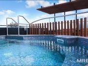 Spacious living in the heart of Moonee Ponds