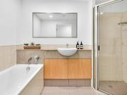 Spacious living In the Heart Of North Sydney