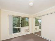 Spacious low set 5 bed Home in a quiet street