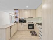 Spacious Lowset Brick Home with Granny Flat &...