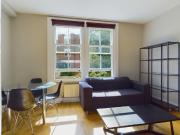 Spacious & modern 3 double bedroom duplex with private...