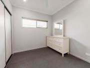 Spacious & Modern 4 Bedroom Family Home