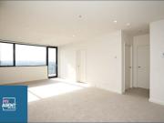 Spacious & Modern Apartment in Prime Maribyrnong Location