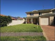 Spacious Modern Duplex in a Convenient Family Location