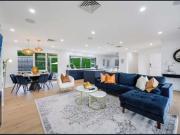 Spacious & Modern furnished house close to Lindfield...