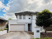 Spacious Nearly New 5 Bedroom Family Home in Prime North...