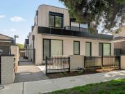 Spacious – New 2 Bedroom Stylish Apartments