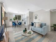 Spacious north facing apartment, ground floor separate...