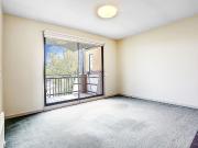 SPACIOUS ONE BEDROOM APARTMENT