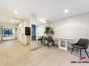 Spacious One Bedroom Apartment in Convenient Location