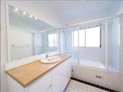 Spacious one bedroom apartment in heart of Woolloomooloo