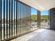 Spacious One Bedroom Apartment & Quality Building