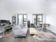 Spacious one bedroom apartment with a south facing...