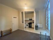 Spacious One Bedroom Flat in Bamborough Gardens