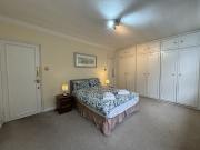 Spacious One Bedroom Flat in Reeves Mews Mayfair
