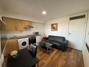 Spacious One Bedroom Flat in SW5