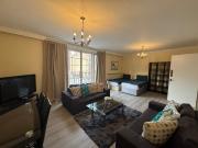 Spacious One Bedroom Flat with Balcony in Mayfair