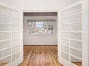 Spacious One Bedroom With Sunroom