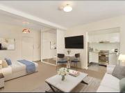 Spacious, Oversized Studio in the Heart of Potts Point